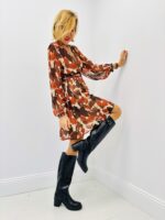 Robe Fluide imprimée automnale – Féminine, légère et pleine de charme