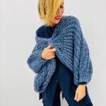 Pull “Twist Back” – Détail Noué dans le dos