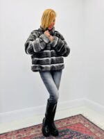 Veste en Fausse Fourrure à rayures – Image 3