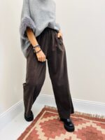 Pantalon en Velours Côtelé – Image 4