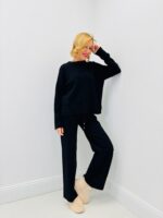 Pull Doux à Couture contrastée – Élégance minimaliste signée VALENTYNE – Image 5