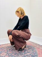 Pull Col rond boutonné – Image 9