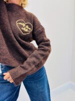 Pull Détail Cœur Brodé – Image 7