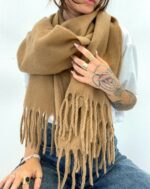 Écharpe Unie à Franges – Image 2